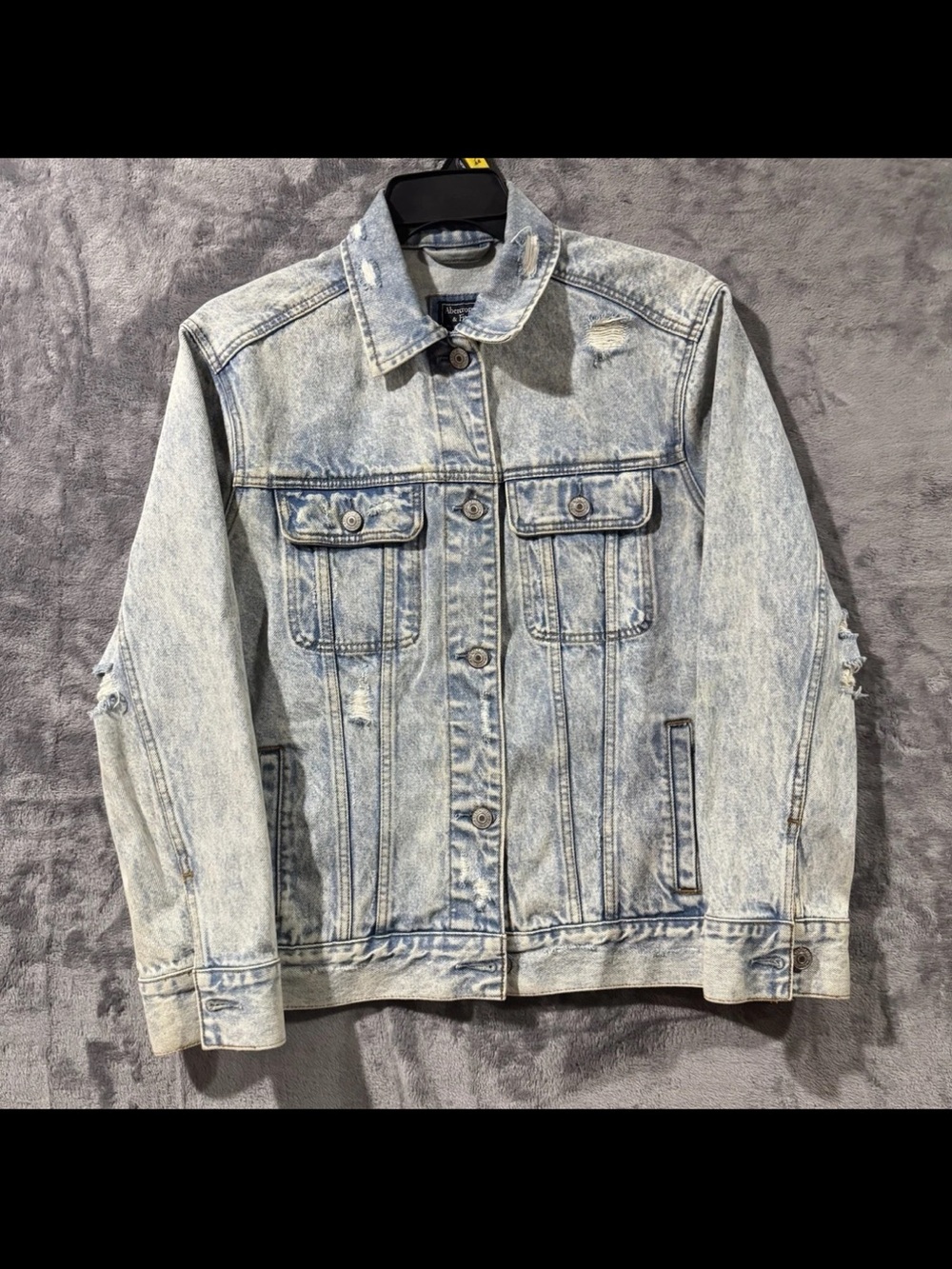 Abercrombie & Fitch Light Wash Denim Jean Jacket Distressed Men's Size Medium